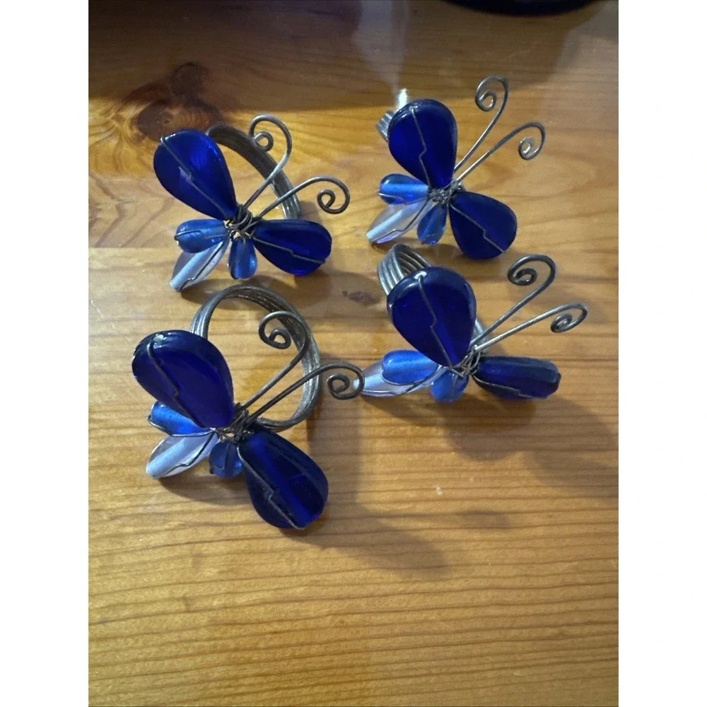 Vintage Cloth Napkins And Butterfly Napkin Holders Blue Glass Wire